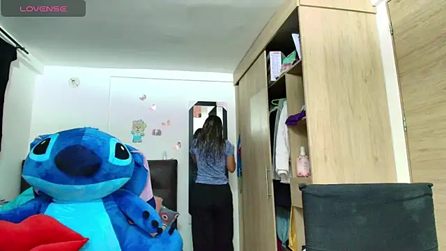 megan collins96 online show from 6, 4, 2026