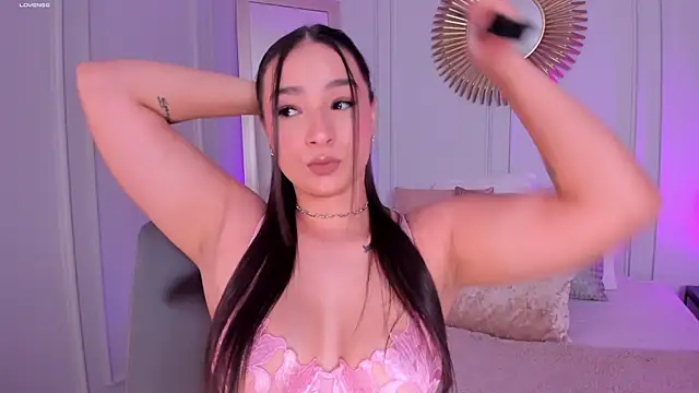 Snapshot of AlisonFenty chatting on 7, 3, 2025 AlisonFenty online show from 7, 3, 2025