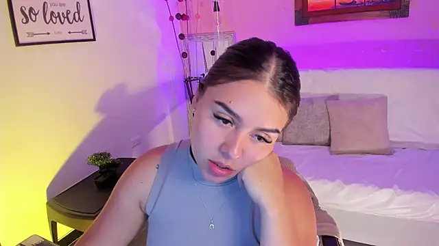 ArianaBaker online show from 18, 10, 2025