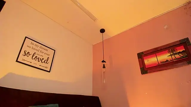 ArianaBaker online show from 7, 11, 2025