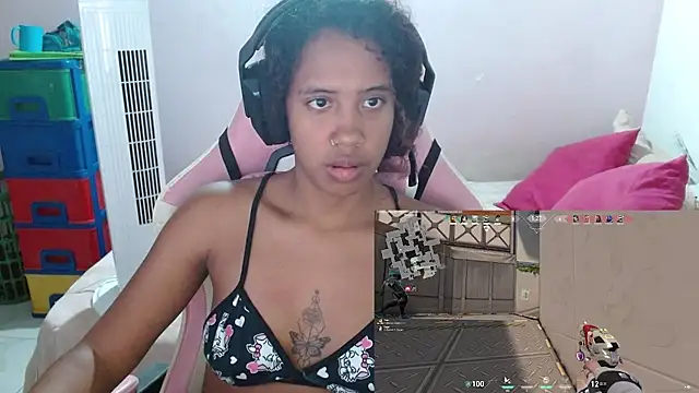 Snapshot of TiffanyRoouse chatting on 5, 2, 2025 TiffanyRoouse online show from 5, 2, 2025