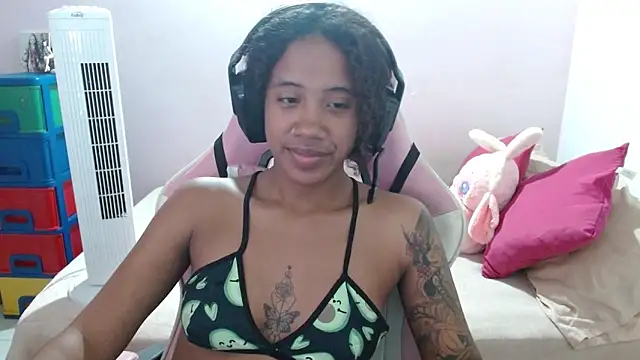 Snapshot of TiffanyRoouse chatting on 26, 2, 2025 TiffanyRoouse online show from 26, 2, 2025