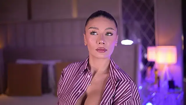 Snapshot of BlairSanders chatting on 19, 12, 2025 BlairSanders online show from 19, 12, 2025