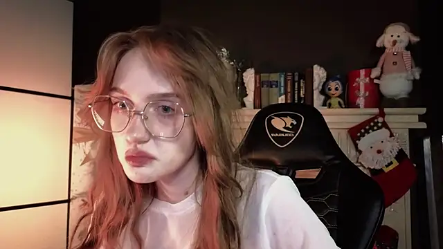 Snapshot of ELLIEJAY chatting on 18, 12, 2024 ELLIEJAY online show from 18, 12, 2024