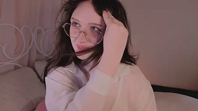 Snapshot of ELLIEJAY chatting on 25, 10, 2025 ELLIEJAY online show from 25, 10, 2025