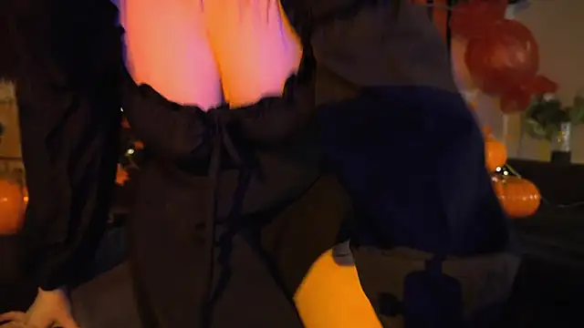 Snapshot of ELLIEJAY chatting on 31, 10, 2025 ELLIEJAY online show from 31, 10, 2025