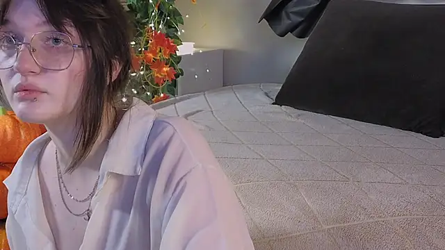 Snapshot of ELLIEJAY chatting on 2, 11, 2025 ELLIEJAY online show from 2, 11, 2025