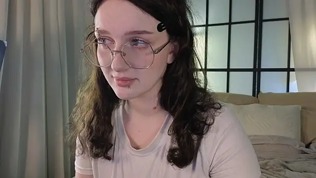 Snapshot of ELLIEJAY chatting on 14, 11, 2025 ELLIEJAY online show from 14, 11, 2025