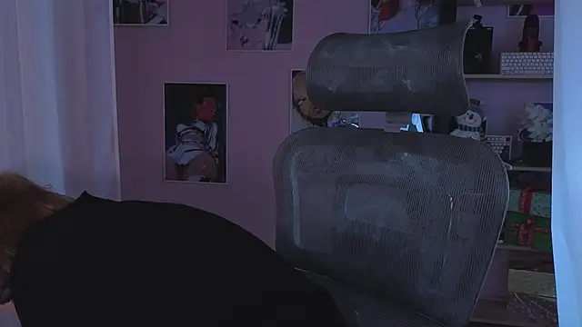 Snapshot of ELLIEJAY chatting on 3, 12, 2025 ELLIEJAY online show from 3, 12, 2025