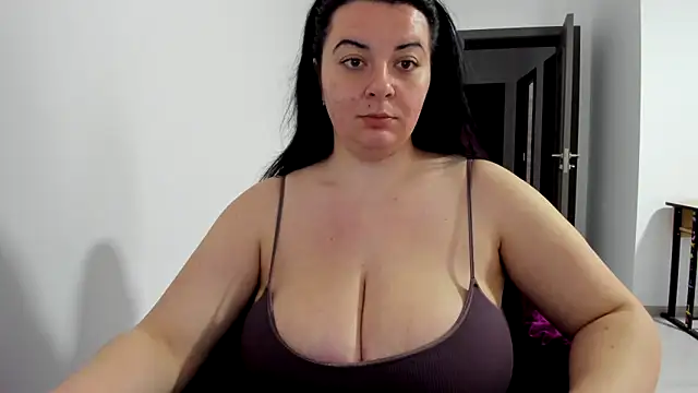 amiraisa11 online show from 18, 3, 2025