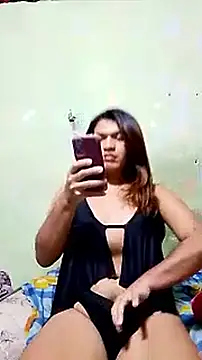 Hevellyn  online show from 17, 9, 2025