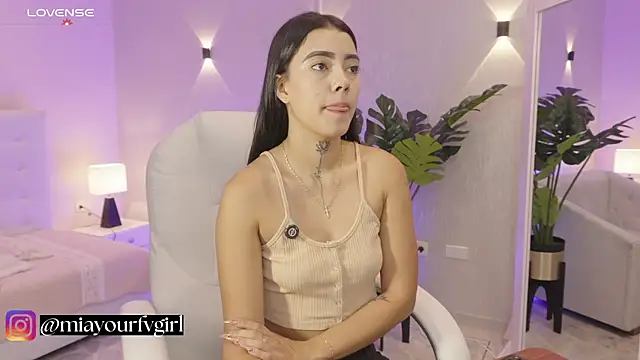 miagomezweb1 online show from 23, 9, 2025