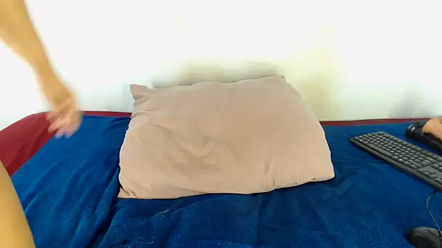 FAT ASS27 online show from 20, 11, 2025