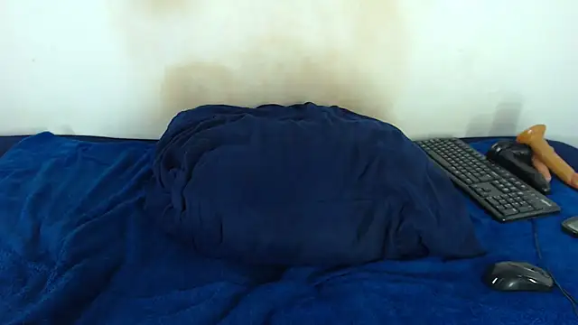 FAT ASS27 online show from 22, 12, 2025