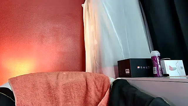 rosesdesiles online show from 27, 2, 2025