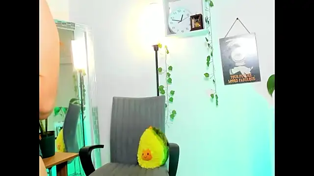 GenesisWhite online show from 5, 1, 2025