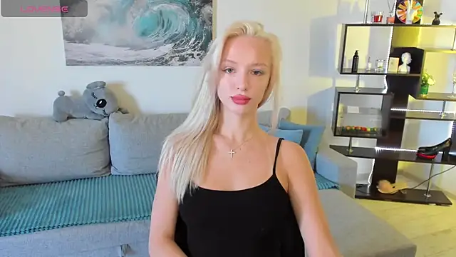 Snapshot of AleksaBlonde chatting on 11, 6, 2026 AleksaBlonde online show from 11, 6, 2026