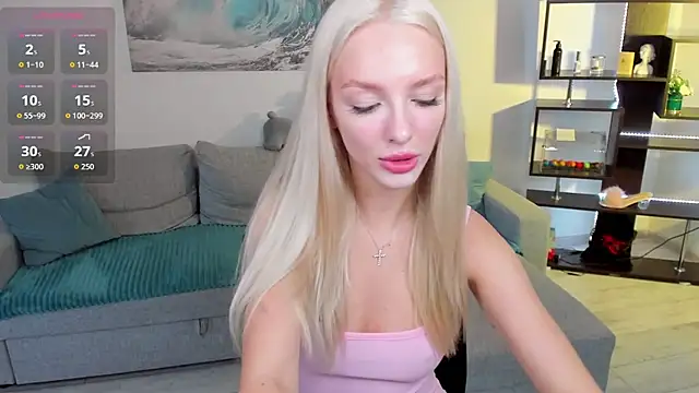 Snapshot of AleksaBlonde chatting on 18, 7, 2026 AleksaBlonde online show from 18, 7, 2026