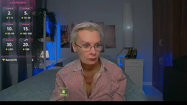 Snapshot of HelgaHimmell chatting on 5, 12, 2024 HelgaHimmell online show from 5, 12, 2024