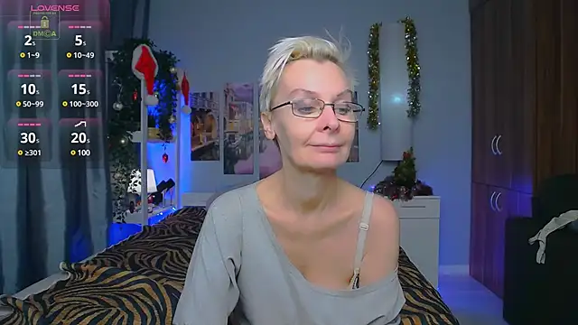Snapshot of HelgaHimmell chatting on 23, 12, 2024 HelgaHimmell online show from 23, 12, 2024