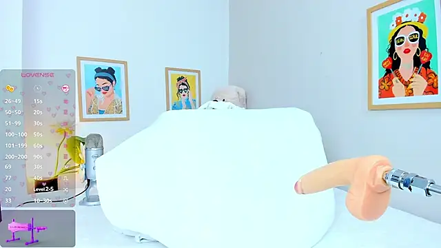 jasminnee  online show from 4, 4, 2026