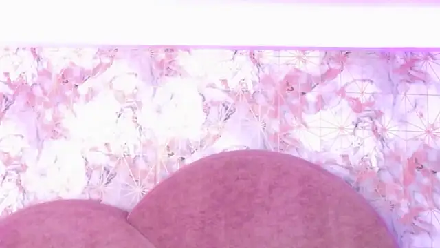 Snapshot of LexaDeRusso chatting on 10, 2, 2025 LexaDeRusso online show from 10, 2, 2025
