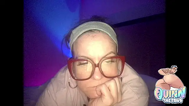 Snapshot of quinnmariexo chatting on 11, 11, 2025 quinnmariexo online show from 11, 11, 2025