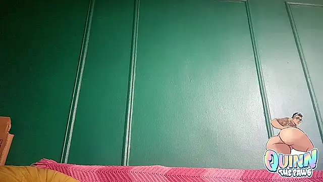 Snapshot of quinnmariexo chatting on 14, 11, 2025 quinnmariexo online show from 14, 11, 2025