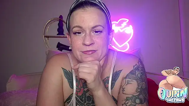 Snapshot of quinnmariexo chatting on 7, 1, 2026 quinnmariexo online show from 7, 1, 2026