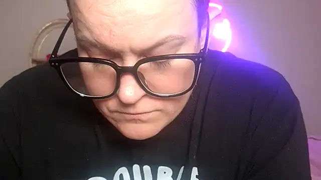 Snapshot of quinnmariexo chatting on 10, 2, 2026 quinnmariexo online show from 10, 2, 2026