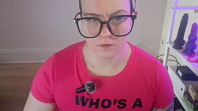 Snapshot of quinnmariexo chatting on 16, 2, 2026 quinnmariexo online show from 16, 2, 2026