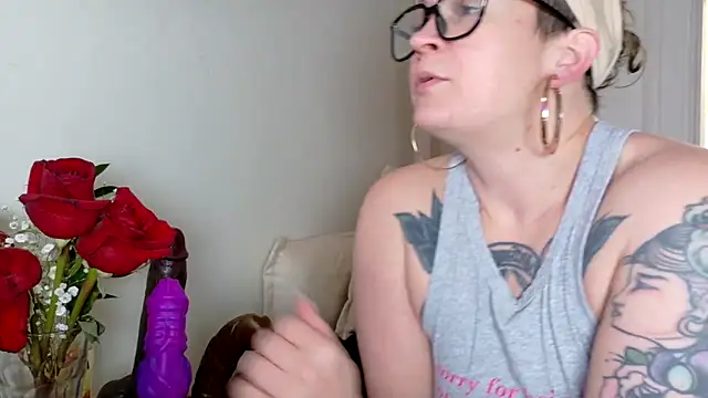 Snapshot of quinnmariexo chatting on 24, 2, 2026 quinnmariexo online show from 24, 2, 2026