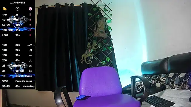 vale bunny23 online show from 12, 11, 2025