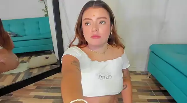 Snapshot of maddy066 chatting on 30, 1, 2025 maddy066 online show from 30, 1, 2025