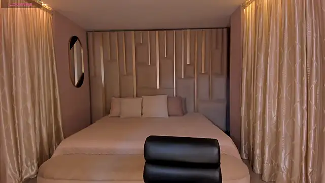 MollySundersX online show from 28, 10, 2025