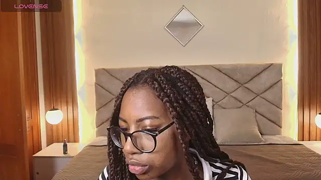 Snapshot of Raquel_jones chatting on 29, 4, 2026 Raquel jones online show from 29, 4, 2026