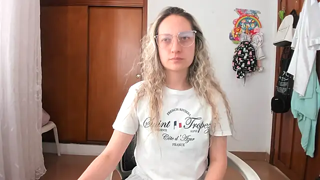 Adele johnsonn1 online show from 22, 10, 2025