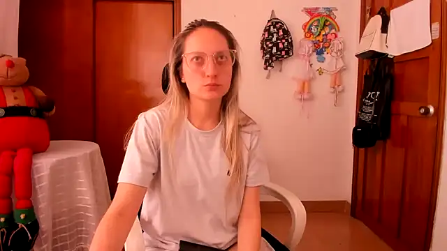 Adele johnsonn1 online show from 27, 2, 2026