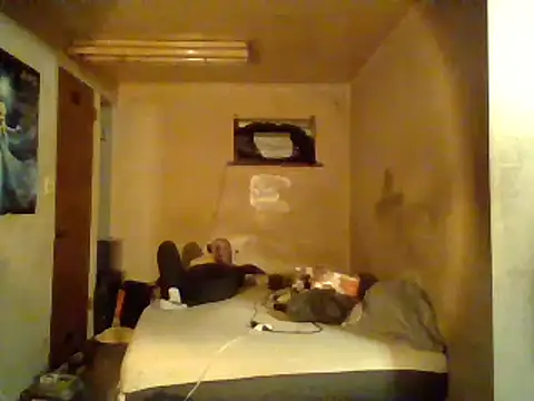 Nightshade7712 online show from 12, 2, 2025