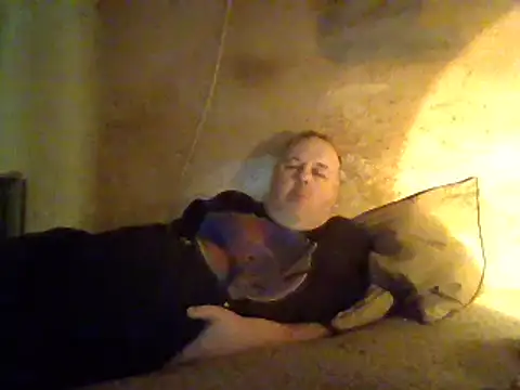 Nightshade7712 online show from 23, 2, 2025