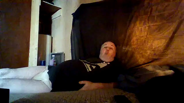 Nightshade7712 online show from 16, 11, 2025