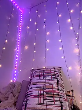 Snapshot of Grecia_21 chatting on 22, 11, 2025 Grecia 21 online show from 22, 11, 2025