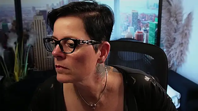 ninarandmann online show from 2, 11, 2025