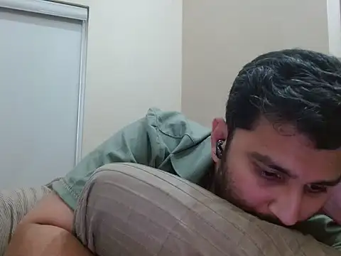 Snapshot of robintoit chatting on 14, 2, 2026 robintoit online show from 14, 2, 2026