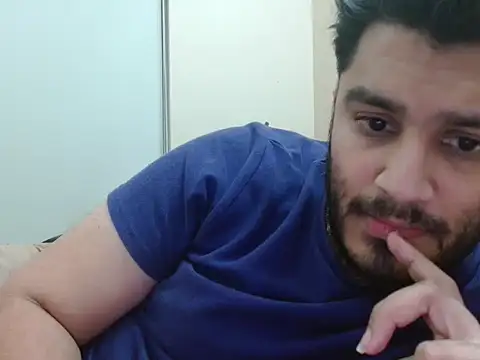 Snapshot of robintoit chatting on 19, 2, 2026 robintoit online show from 19, 2, 2026