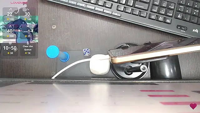 Snapshot of mom_hot__ chatting on 20, 2, 2026 mom hot online show from 20, 2, 2026