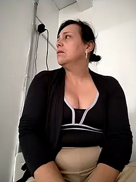 Natasha milf   online show from 21, 2, 2026