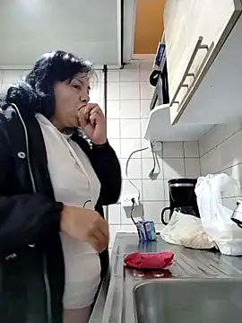 Natasha milf   online show from 10, 4, 2026