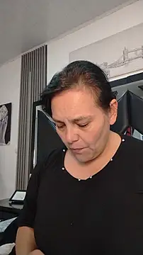 Snapshot of Natasha_milf__ chatting on 4, 7, 2026 Natasha milf online show from 4, 7, 2026