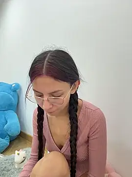 Snapshot of Bonniepark chatting on 14, 12, 2025 Bonniepark online show from 14, 12, 2025